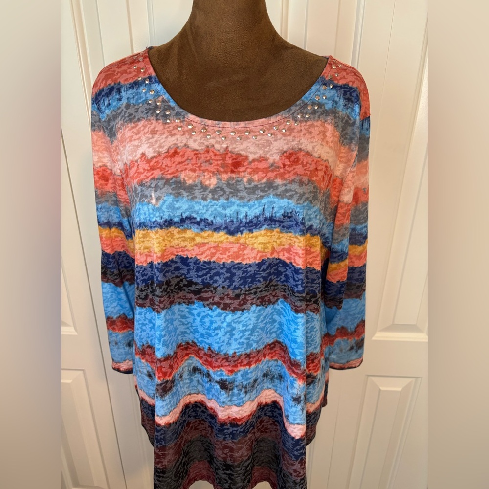 Ruby Rd. Multicolor Wave Pattern Top Size Large - Picture 2 of 8